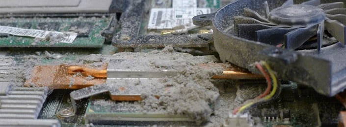 Чистка компьютера от пыли на дому в Санкт-Петербурге
